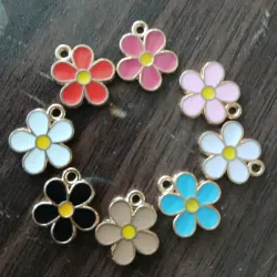 Dije dorado de Flor