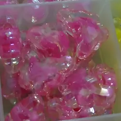 Mariposas rosadas oscuras