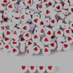 Paquete de cuencas de corazones rojas