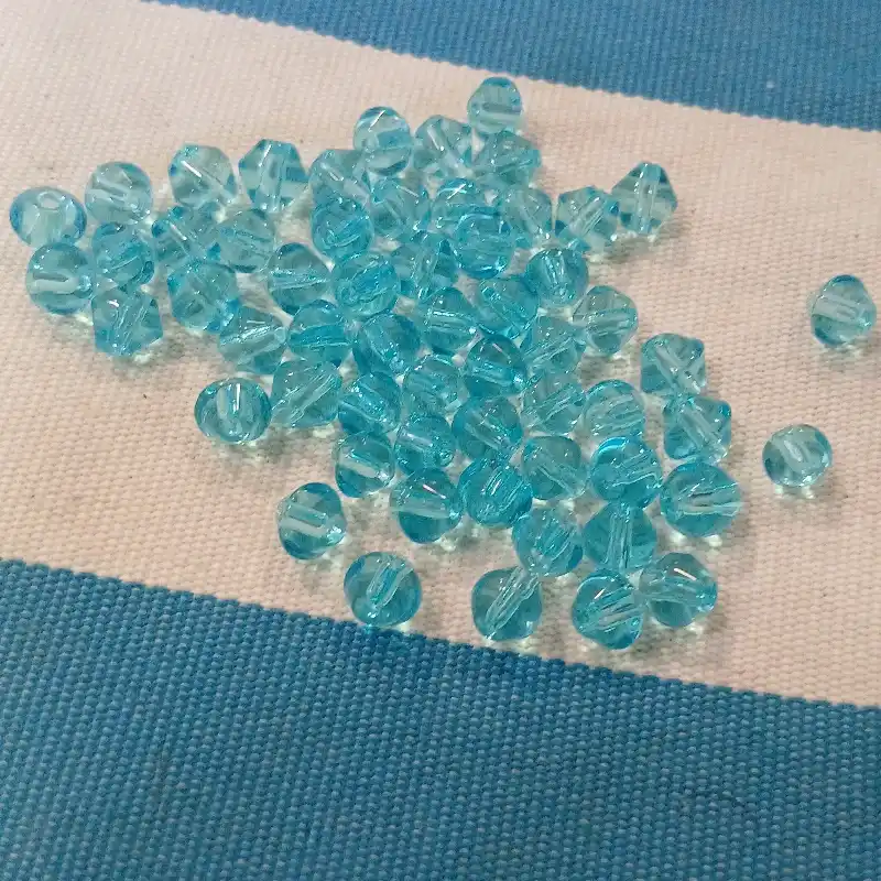 Perlas de cristal rombo 6mm