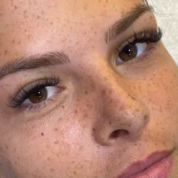 Comic Lashes 