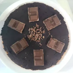 Panetela con ganache de chocolate y bombones