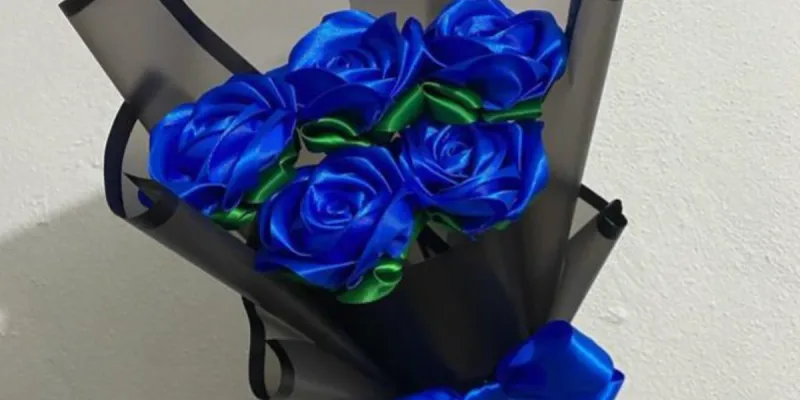 Ramos de 5 flores eternas echas en satin