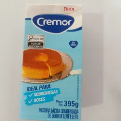 Leche condensada en caja