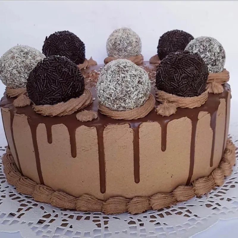 Tarta bombón con trufas 