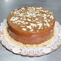 Tarta con dulce de leche