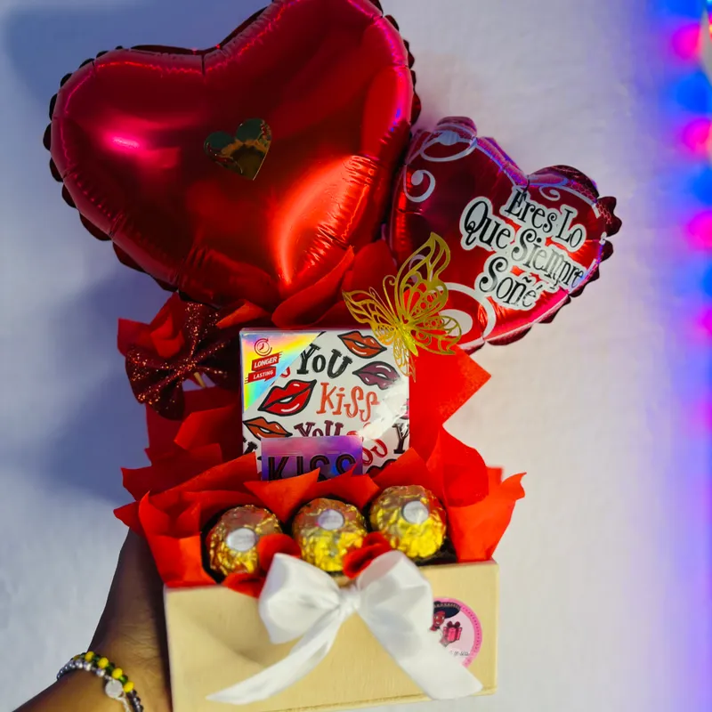 🌹🍫👩 Cesta Perfume Mujer & Rosas