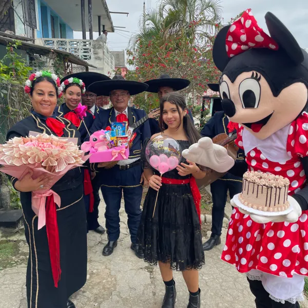 
Dulces Caprichos es el resumen de muchos sueños e ideas acumuladas❤️ Les brindamos regalos para cualquier ocasión, cumpleaños, aniversarios, graduaciones…. y lo mejor de todo sin dudas es nuestros Muñecones diversos  que hace que cada entrega sea única y especial
Aceptamos todo tipo de pago 🤗