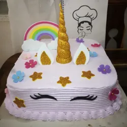 Cake cuadrado de unicornio. 