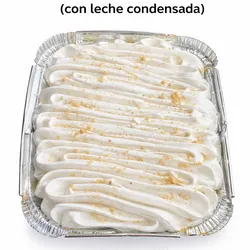 Mini tarta tres leches con merengue