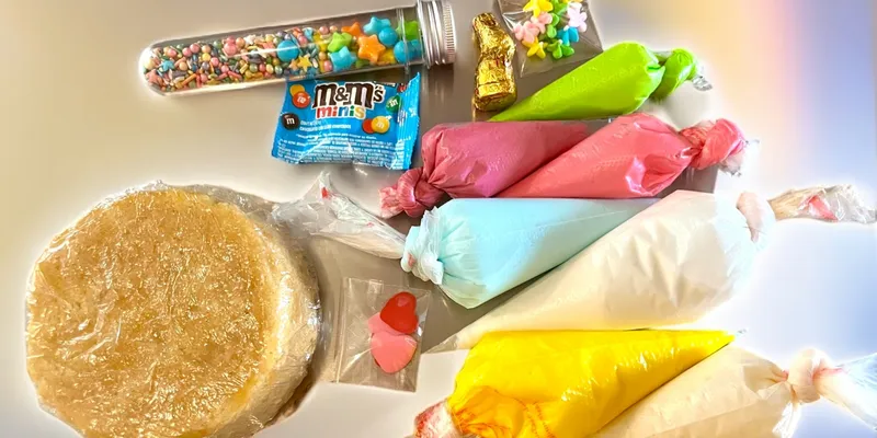 Crea tu propio Cake 🫠 (10 cm)