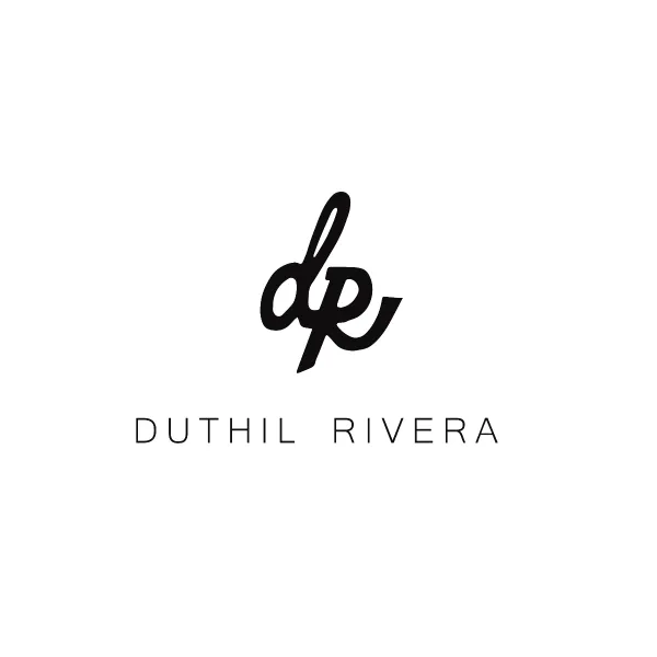 Tienda DR , única en su tipo, es una tienda pensada y diseñada para ti , donde podrás adquirir cualquiera de los productos con modo de pago " a plazo" !!!!!!!!! 
Encontrarás diversos artículos y accesorios únicos y exclusivos, diseñados y confeccionados por la marca textil Duthil Rivera .



