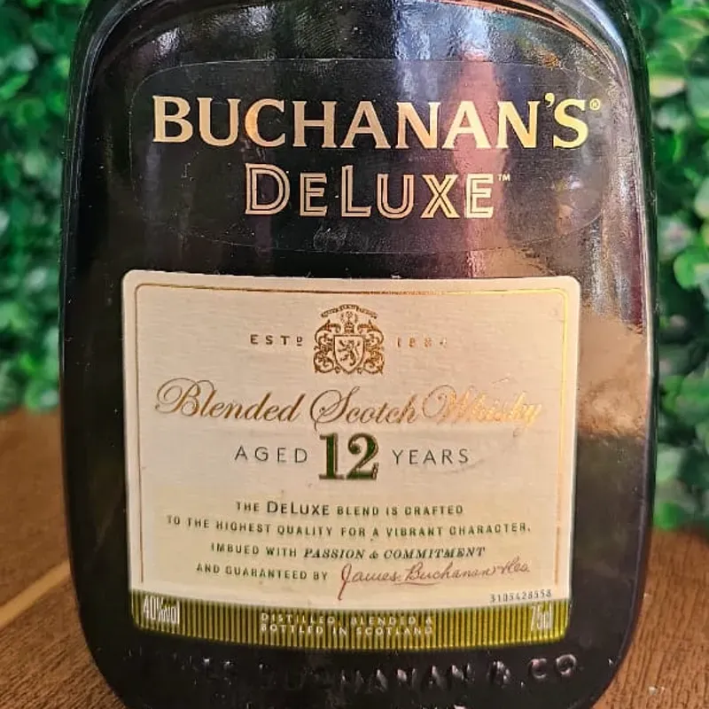 BUCHANAS DELUXE