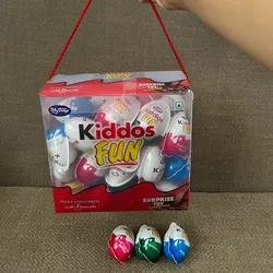 Canasta de huevos sorpresa