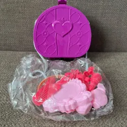 Cartera con accesorios 