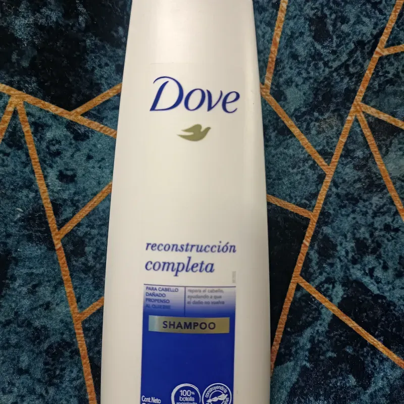 Shampoo Dove