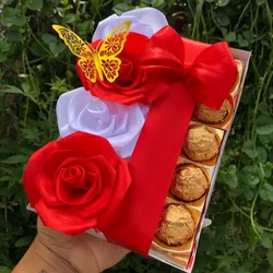 Caja de rosas y bombones 🎁✨🌹
