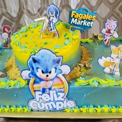 Delicioso cake de dos pisos