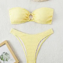 Bikini amarillo pastel