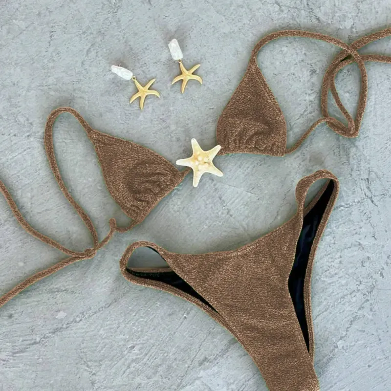 Bikini carmelita con estrella de mar