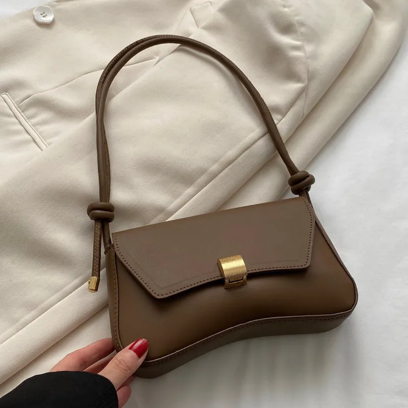 Cartera carmelita 