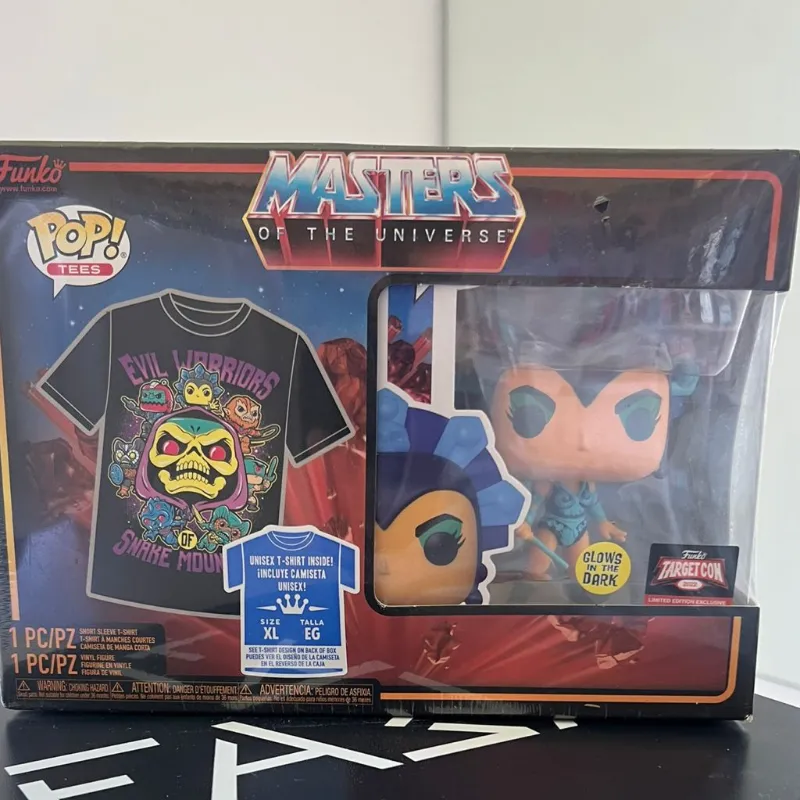 Funko + Pullover