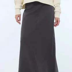 Saya larga gris oscuro