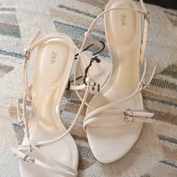 Tacones blancos Zara #38