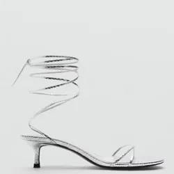 Tacones plateados MNG