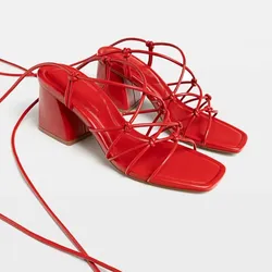 Tacones rojos Stradivarius #39
