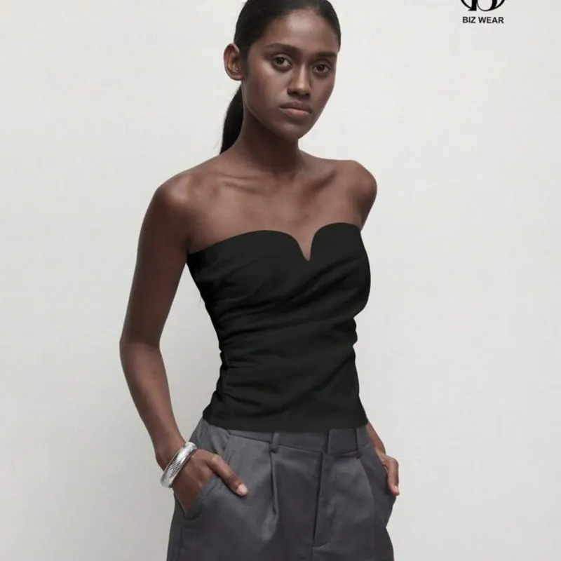 Top strapless 