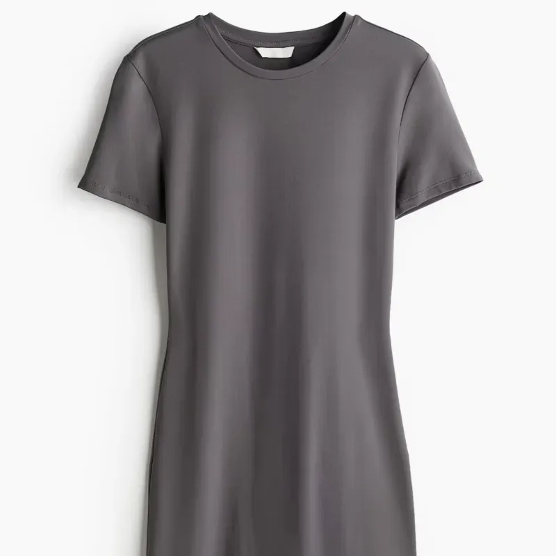 Vestido basico ajustado al cuerpo H&M