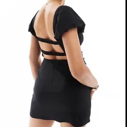 Vestido Stradivarius 
