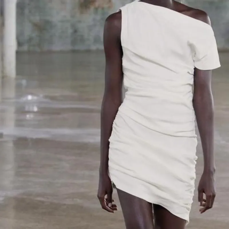 Vestido ZARA 