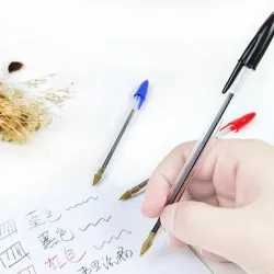 Bolígrafo tipo BIC