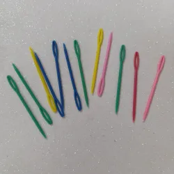 Aguja lanera o caneva de 7 cm plásticas 