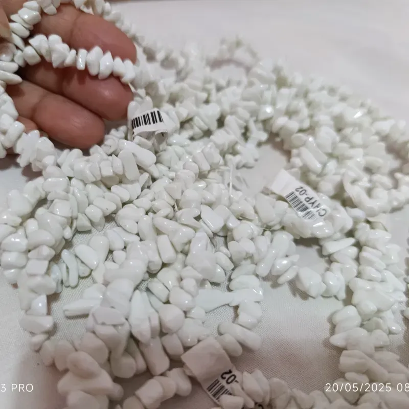 Chyps de piedra turquesa blanca