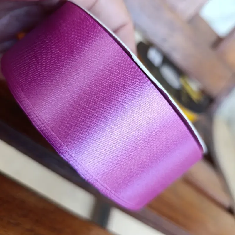 Cinta de satín de 4 cm de ancho color malva