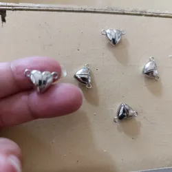 Corazón imantado plateado 