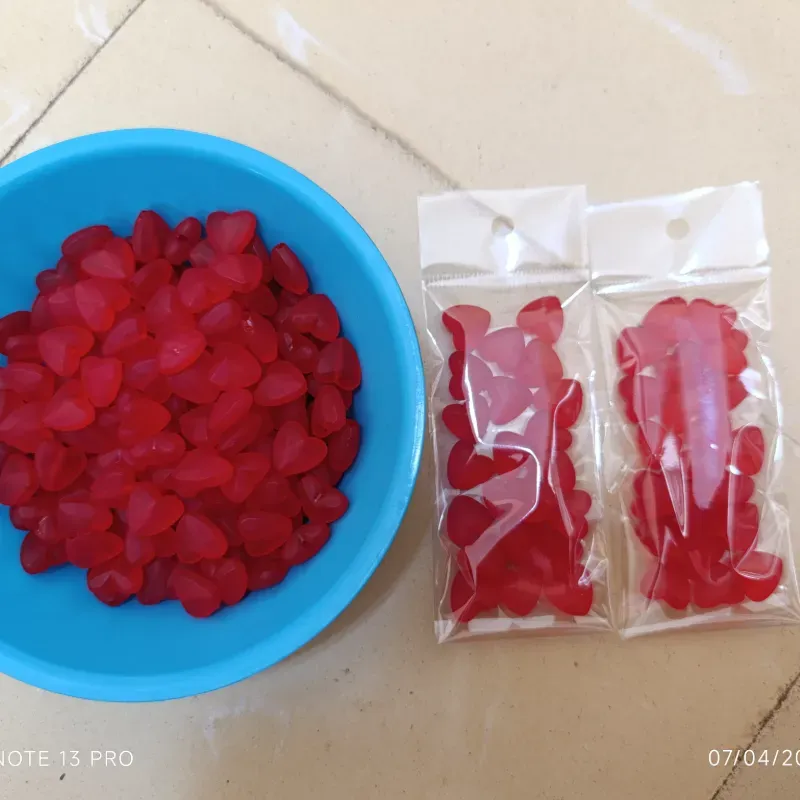 Corazones 🥰 rojos de 10 mm