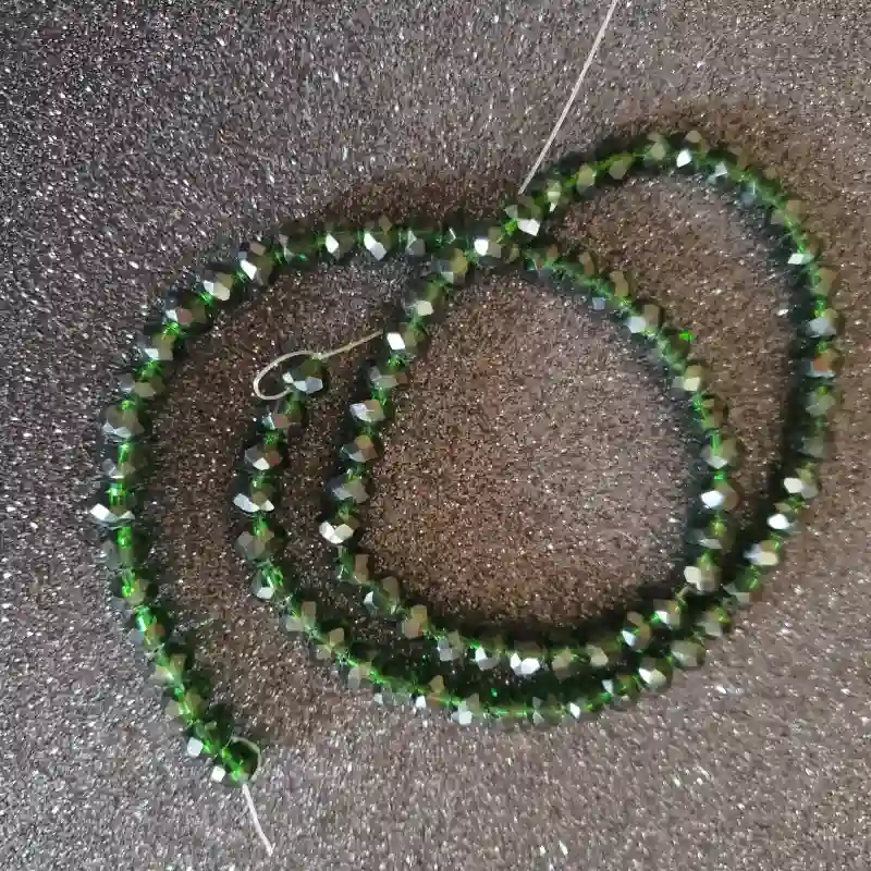 Cristal, dona de 6mm color verde oscuro