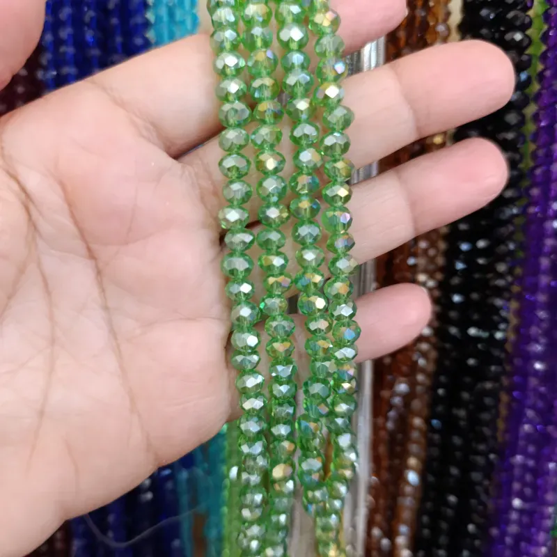 Cristal, dona de 6mm color verde 💚 tornasol 
