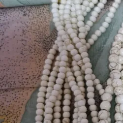 Bola de piedra turquesa en  4mm 
