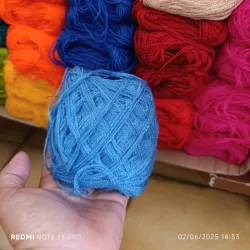 Hilo Acrilán 💙 azul claro 🧵