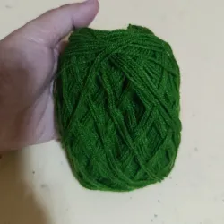 Hilo acrilán de tres hebras color 🌿 verde 