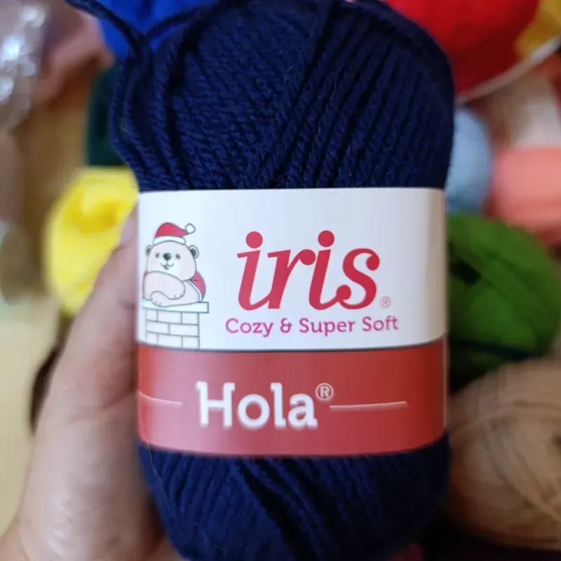 Hilo de estambre Iris color azul marino 💙