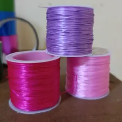 Hilo elástico de colores