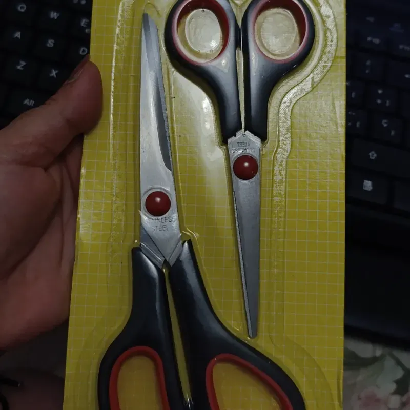 Juego de 2 ✂️ tijeras 