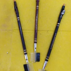 Lápiz de cejas