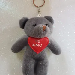 Llavero de osito de peluche color gris